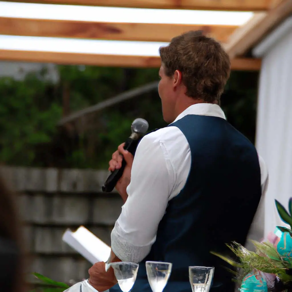 Wedding Speech For a Friend With 10 Unique Examples