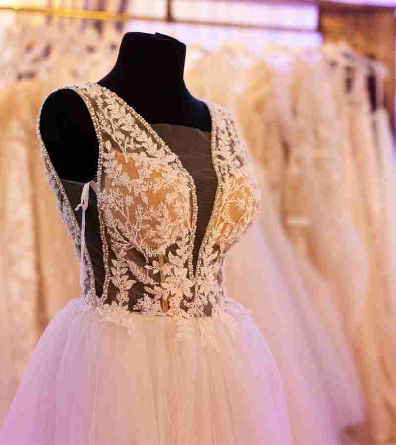 Victoria Beckham Wedding Dress 2024 | 10 Unique Poses